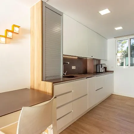Amazing In With House Sea View *
